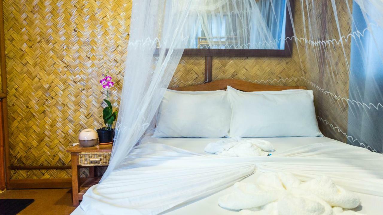 Ced Pension إل نيدو المظهر الخارجي الصورة